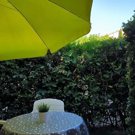St Cyprien Cosy Et Proche 度假居 圣西普里安